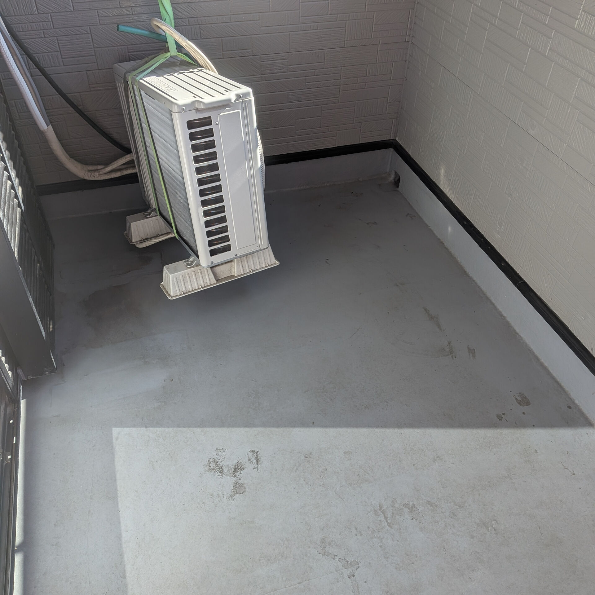 ベランダの防水性、持たせましょう